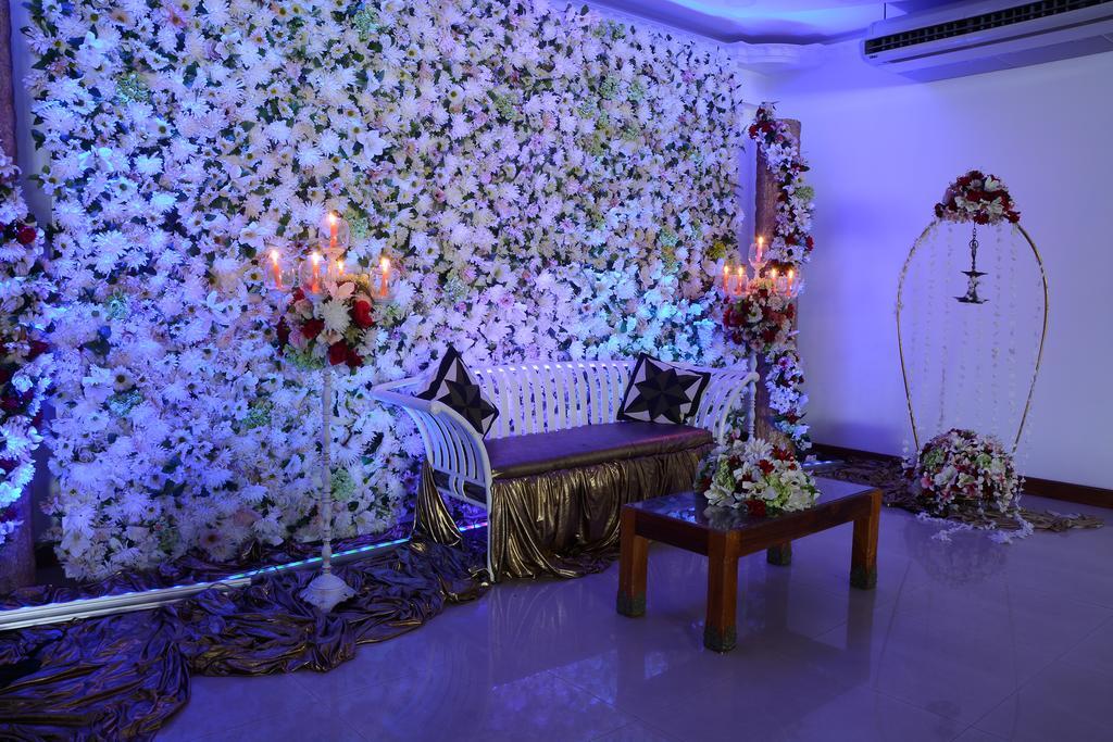 Mount Breeze Hotel Dehiwala-Mount Lavinia Exterior photo